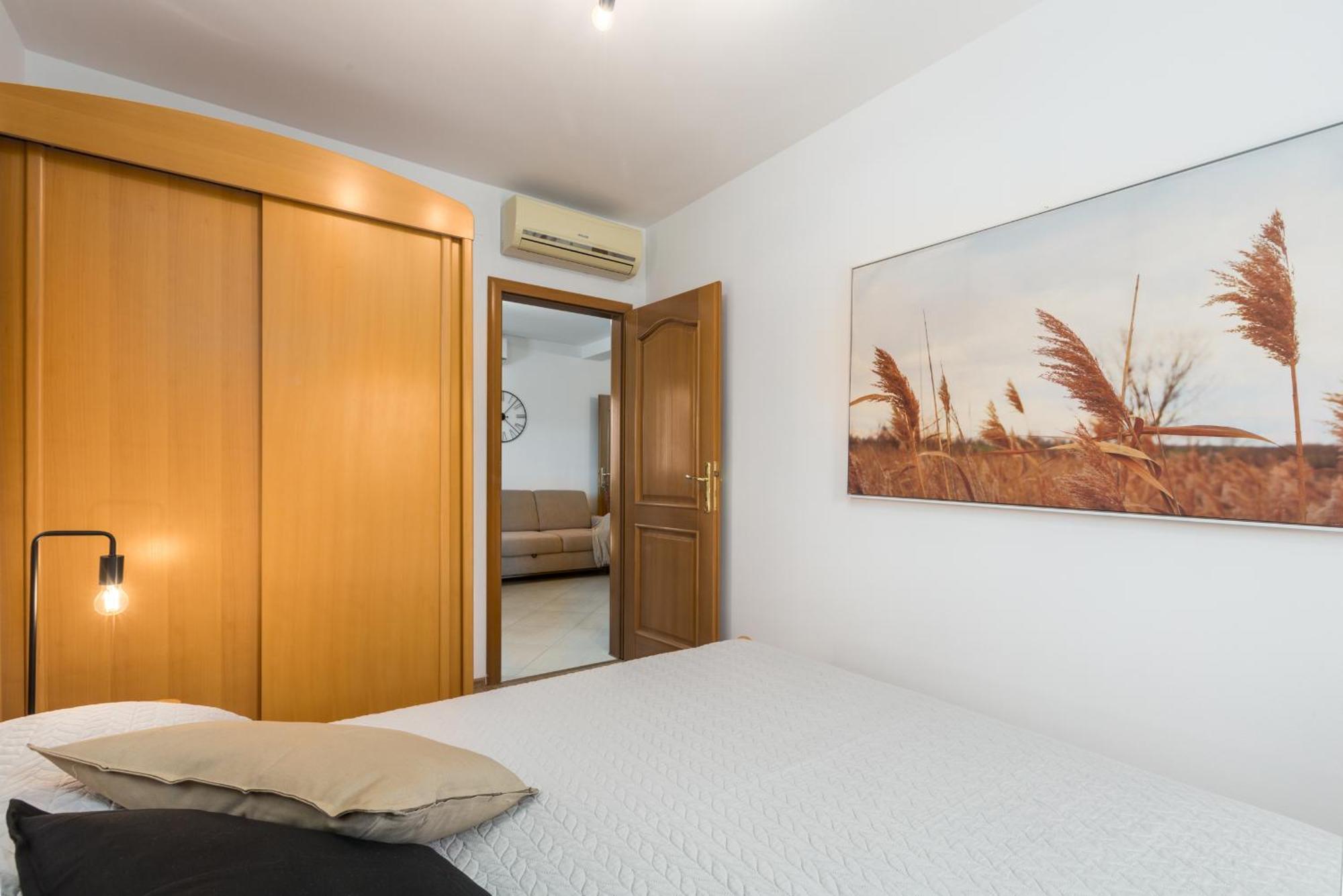 Apartments Bellissima Funtana Exterior photo